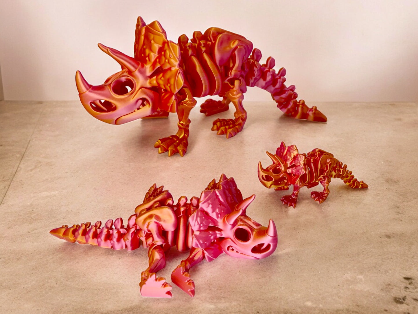 3D Druck Triceratops Skelett beweglich Pink Gold