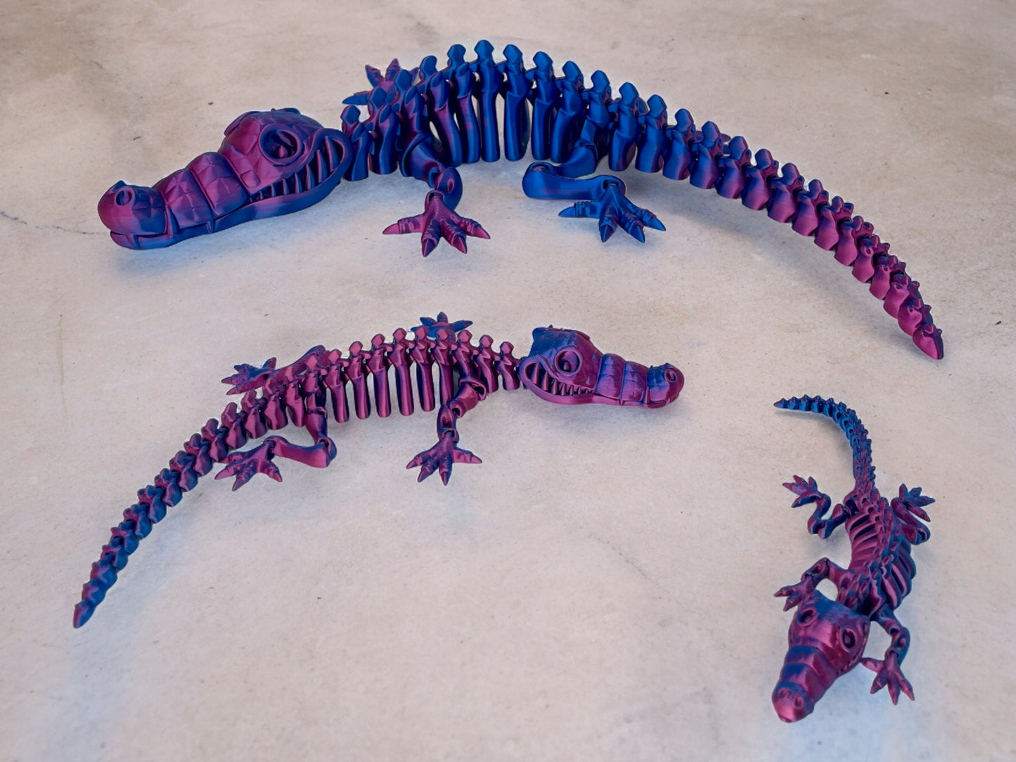 3D Druck Krokodil Skelett beweglich Rot Blau