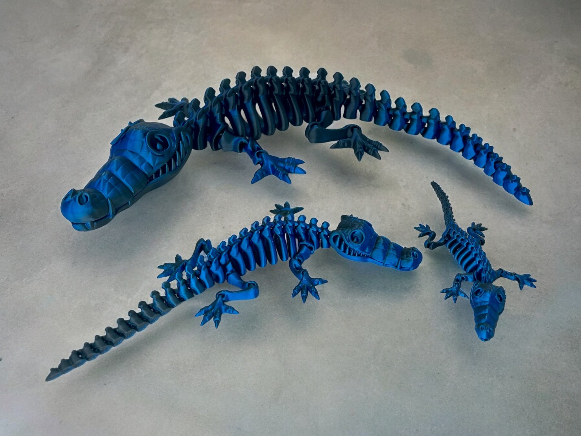 3D Druck Krokodil Skelett beweglich Schwarz Blau